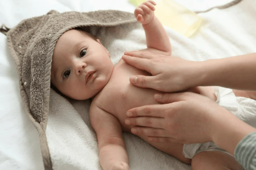 Hydrotherapie & babymassage